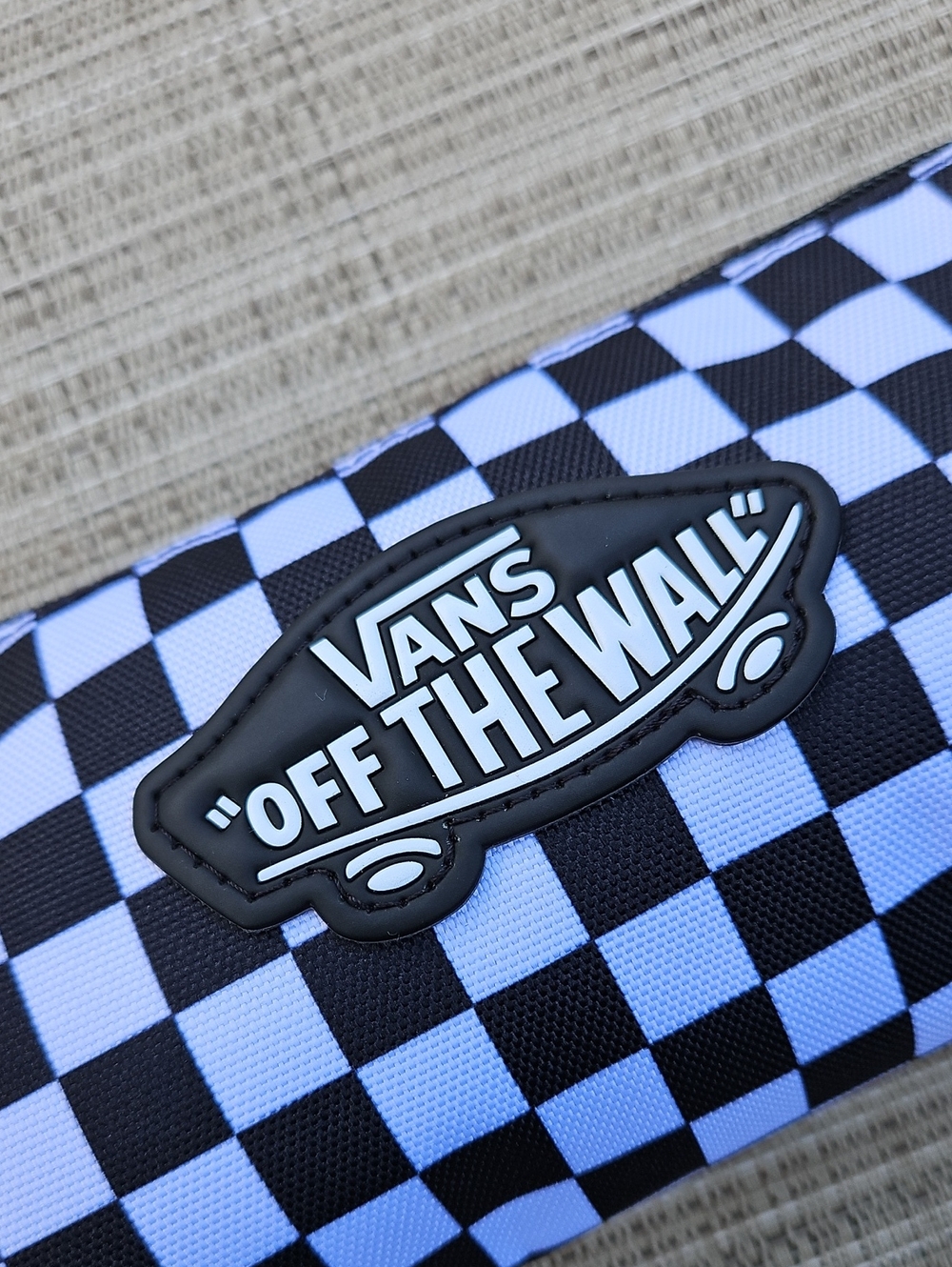 Vans Checkerboard 'Off The Wall' Pencil Case - Black & White - Picture 2 of 12